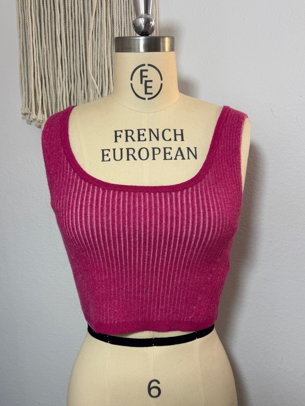 Wild Fable Hot Pink Ribbed Knit Crop Tank Top Size M GUC